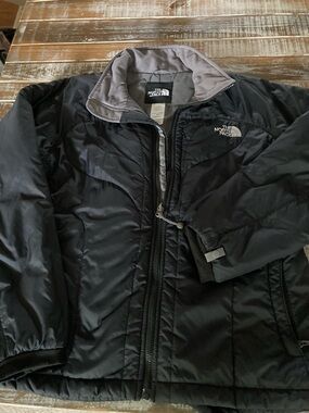The North Face Men's Black Puffer Jacket with Gray Collar